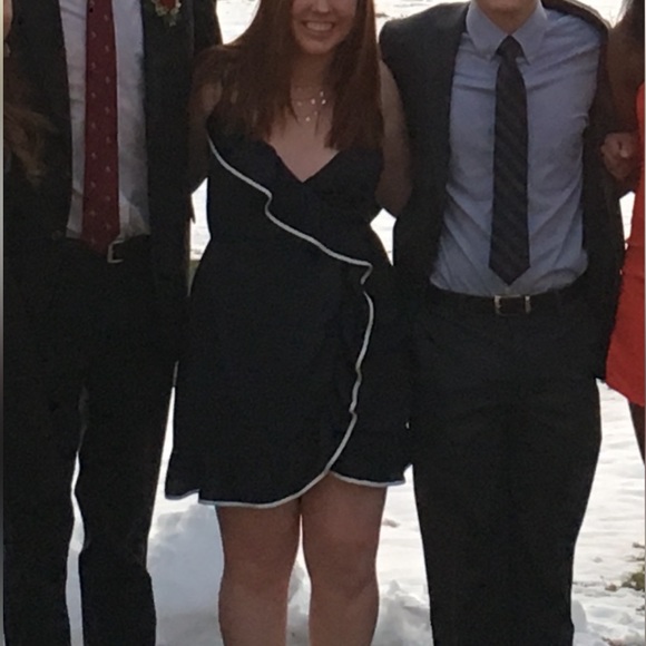 The fifth label wrap dress - Picture 2 of 3